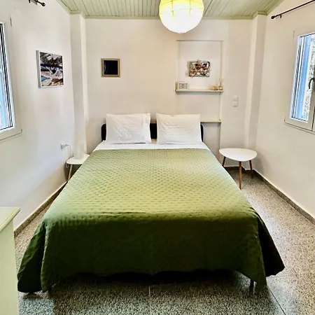Gerolimos Semesterbostad Angon